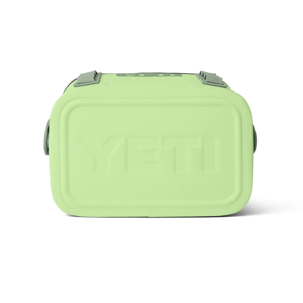 18060131500 HIELERA SUAVE HOPPER FLIP 8 KEY LIME MARCA YETI