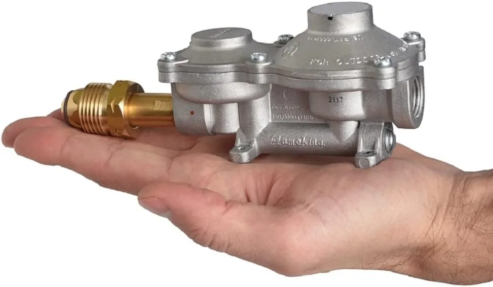 2 Stage Propane LP Horizontal Super Compact Regulator with PO 100lb tank,