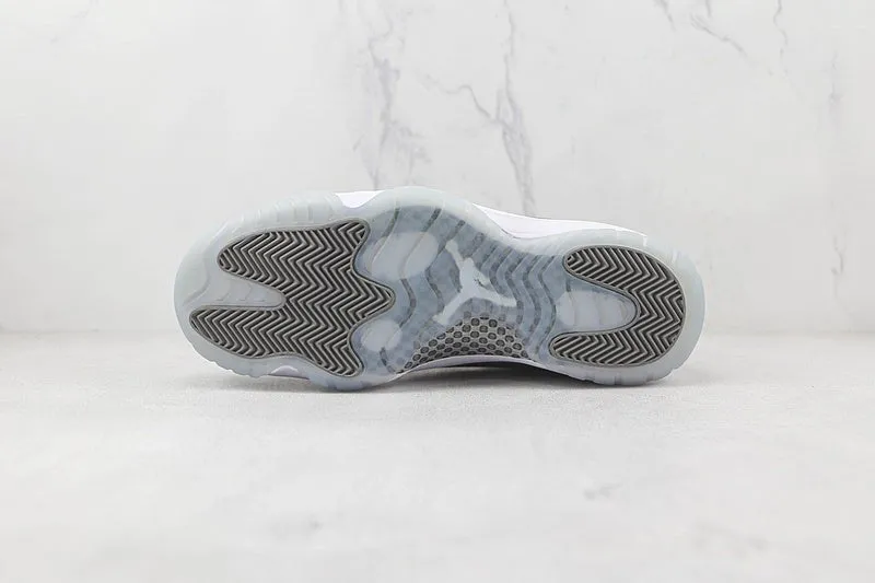 AIR JORDAN 11 RETRO LOW BG MEDIUM GREY/WHITE-GUNSMOKE