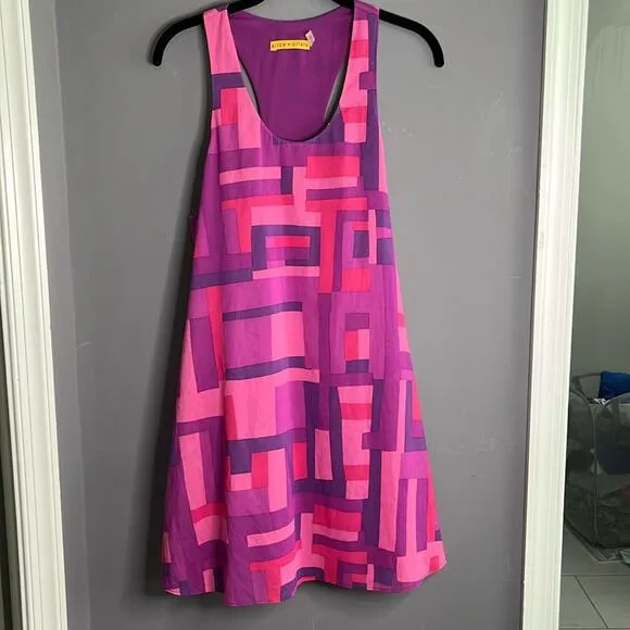 Alice   Olivia Pink and Purple Geometric Print Racerback Flowy Dress Size Small