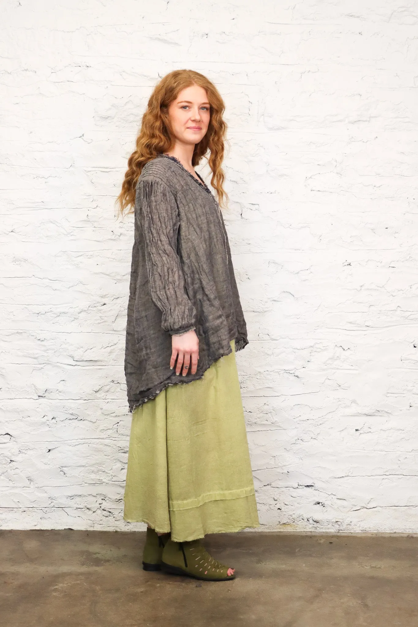 Amano CoLAB Long Pintuck Blouse (2 Colors)