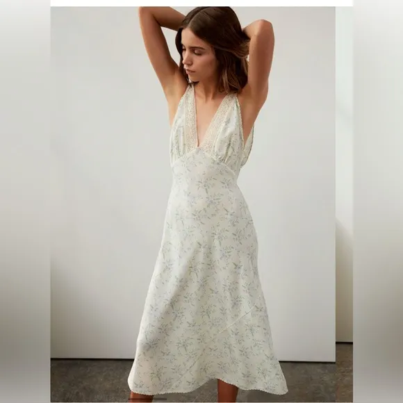 Aritzia- SZ XXS Le Fou Collaboration Adelphie Dress 100% Silk Garden Midi Dress