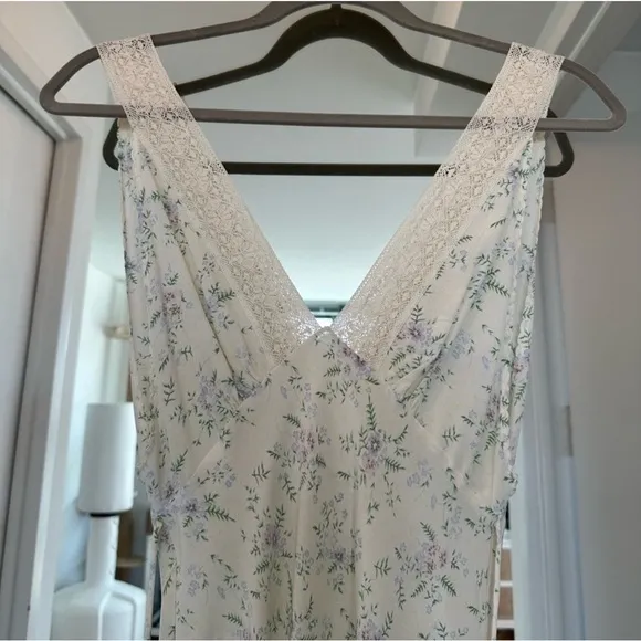 Aritzia- SZ XXS Le Fou Collaboration Adelphie Dress 100% Silk Garden Midi Dress