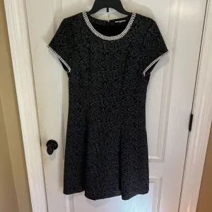 Beautiful floral and pearl detail dress