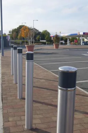 Black Eye SS Bollards