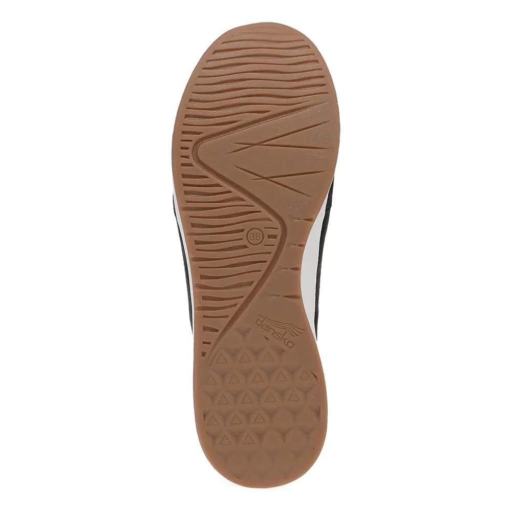 Catie (Black)