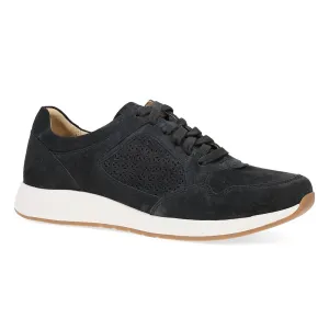 Catie (Black)