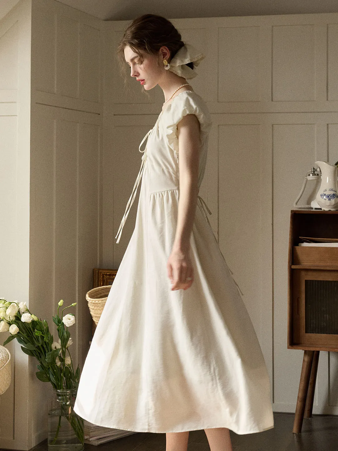 Elianna Bow V-neck Puff Sleeve A-line Dress- Off White