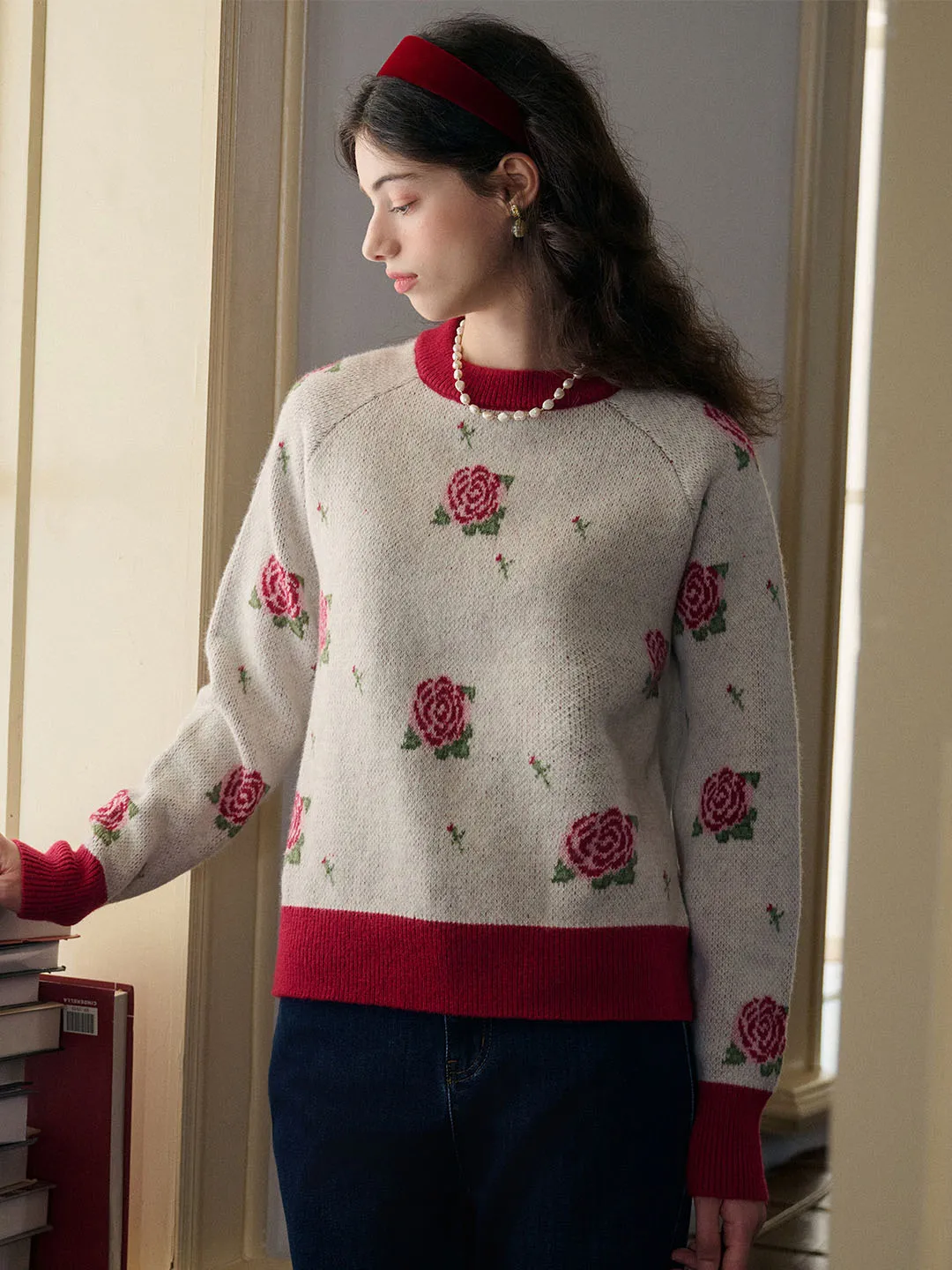 Emersyn Contrast Color Crew Neck Rose Sweater