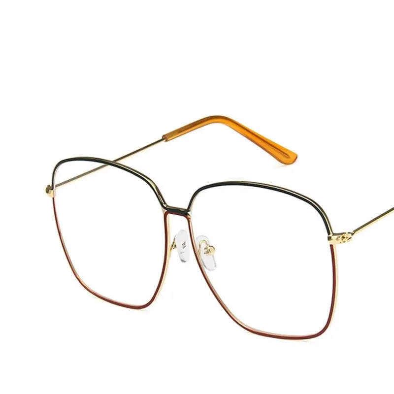 Fashion Metal Women Sunglasses Mirror Classic Large frame Retro Street Beat Glasses Travel