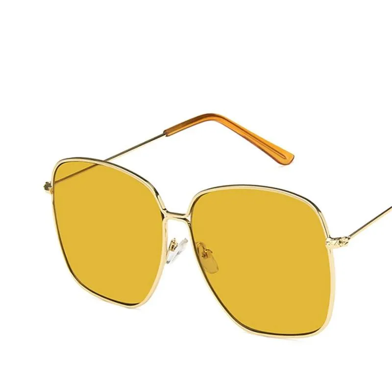 Fashion Metal Women Sunglasses Mirror Classic Large frame Retro Street Beat Glasses Travel