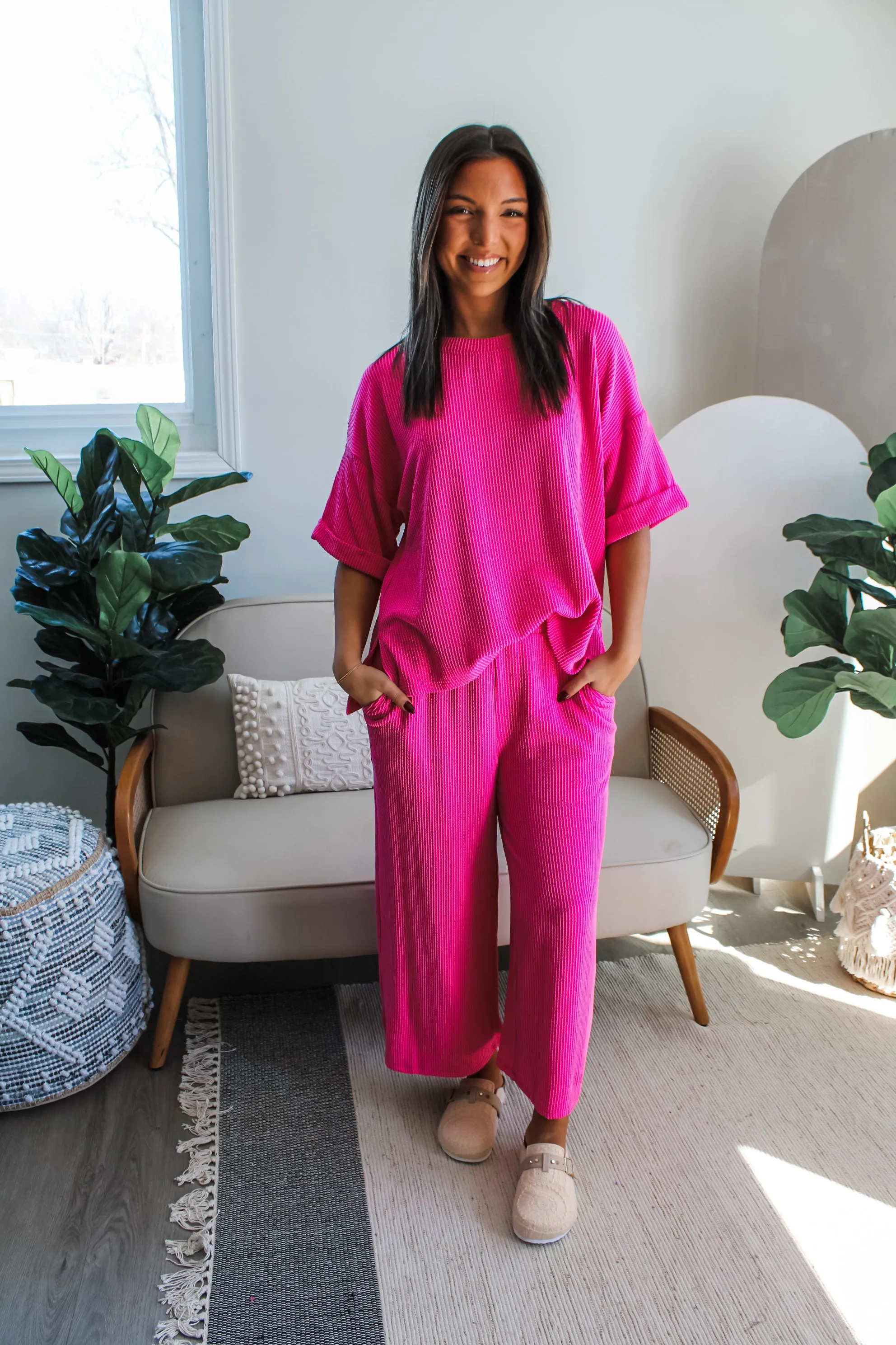 Feel The Breeze Rib Top • Hot Pink