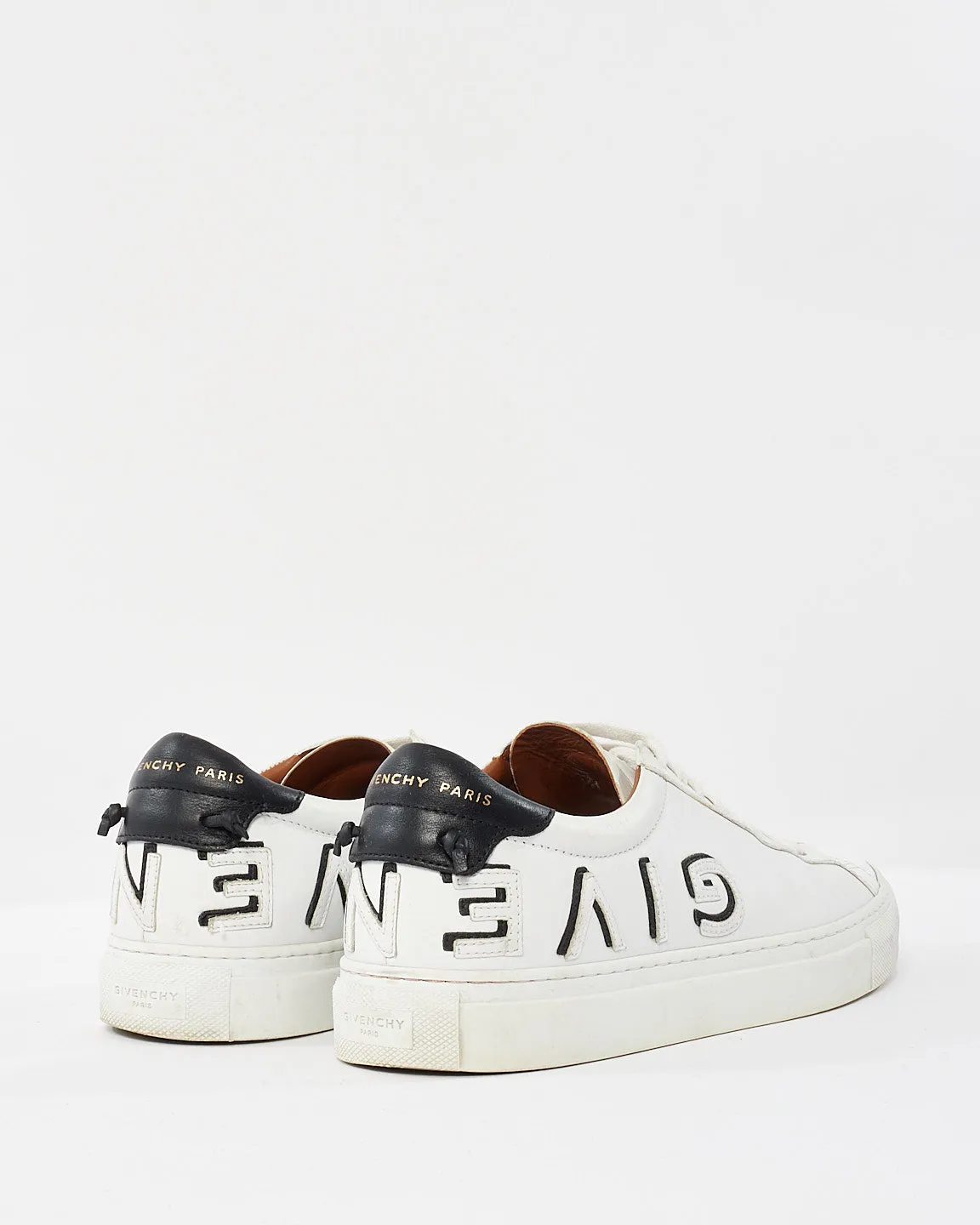 Givenchy White & Black Leather Reverse Low Top Sneakers - 41 MEN