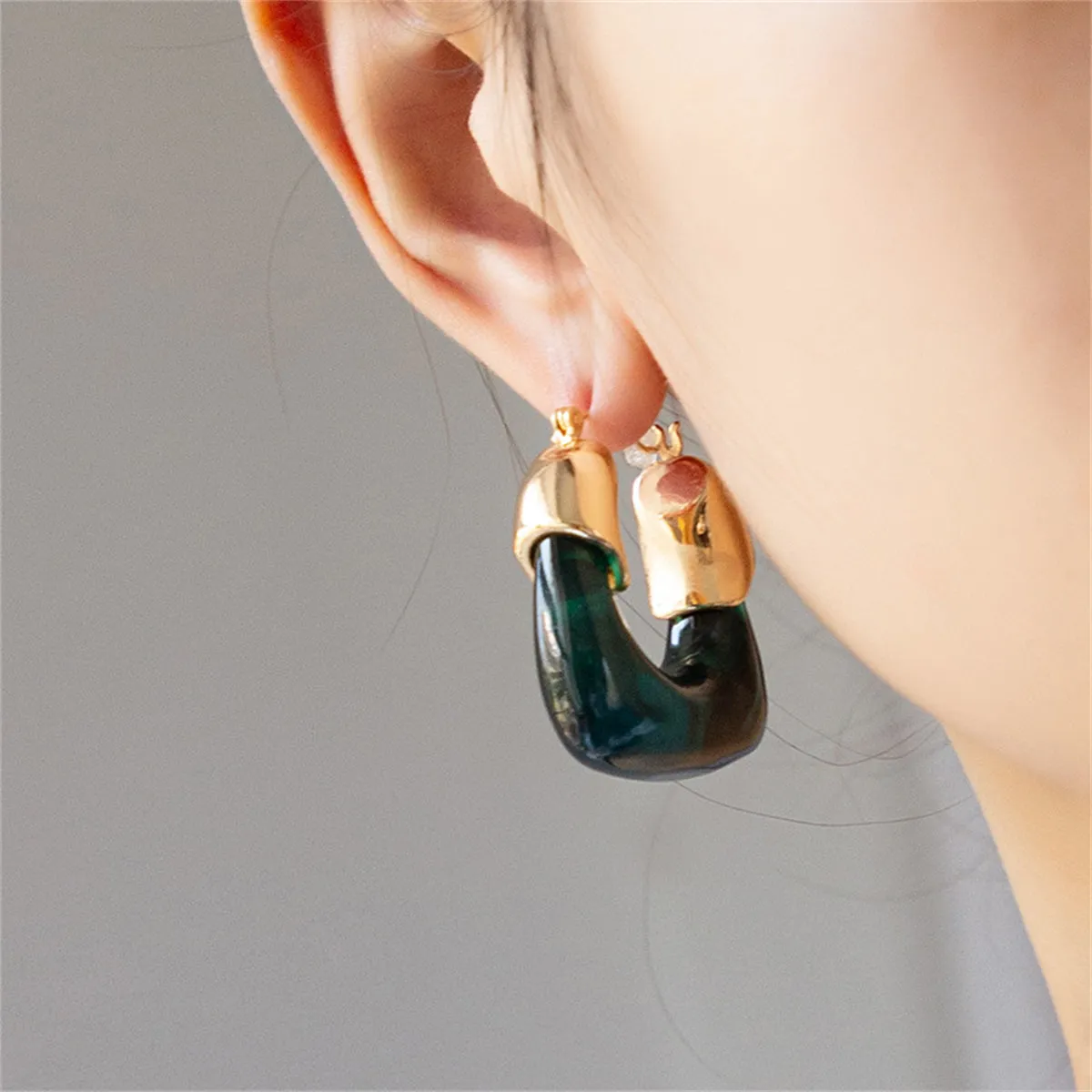 Green Resin & 18K Gold-Plated U-Shape Huggie Earring