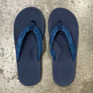 INDOSOLE   MEN’S FLIP FLOPS RECYCLED PABLE STRAPS   SHORE/INDIGO