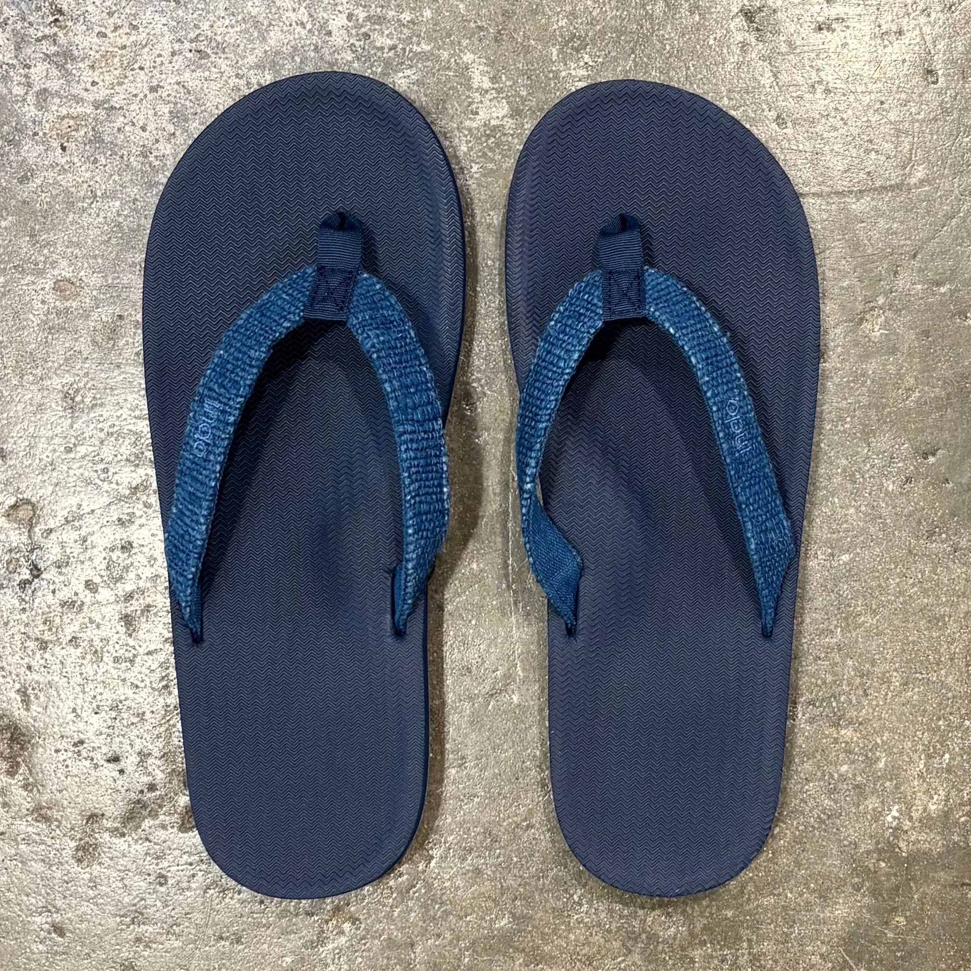 INDOSOLE   MEN’S FLIP FLOPS RECYCLED PABLE STRAPS   SHORE/INDIGO