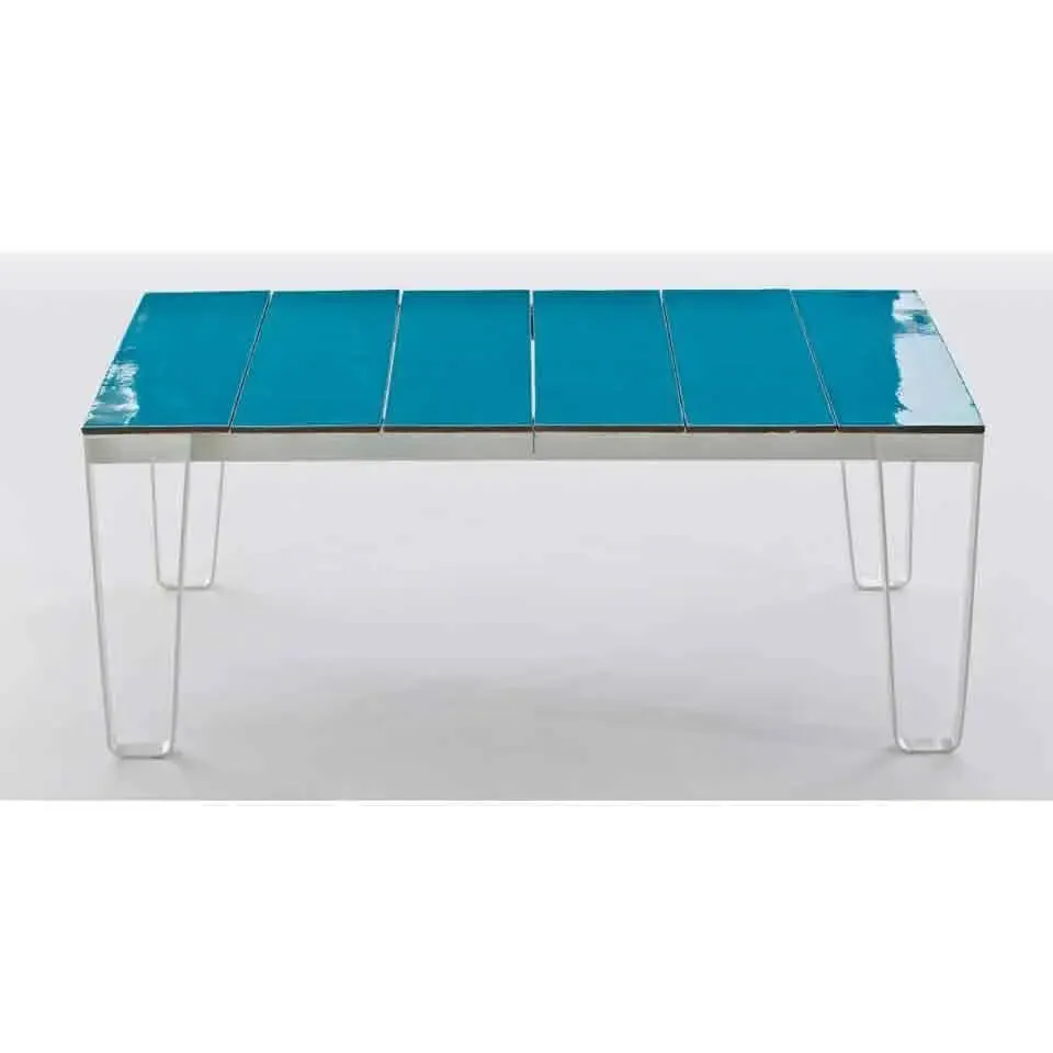 InOut 938 Outdoor Dining Table