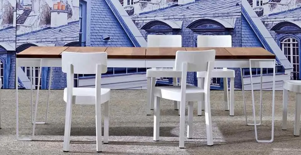 InOut 938 Outdoor Dining Table
