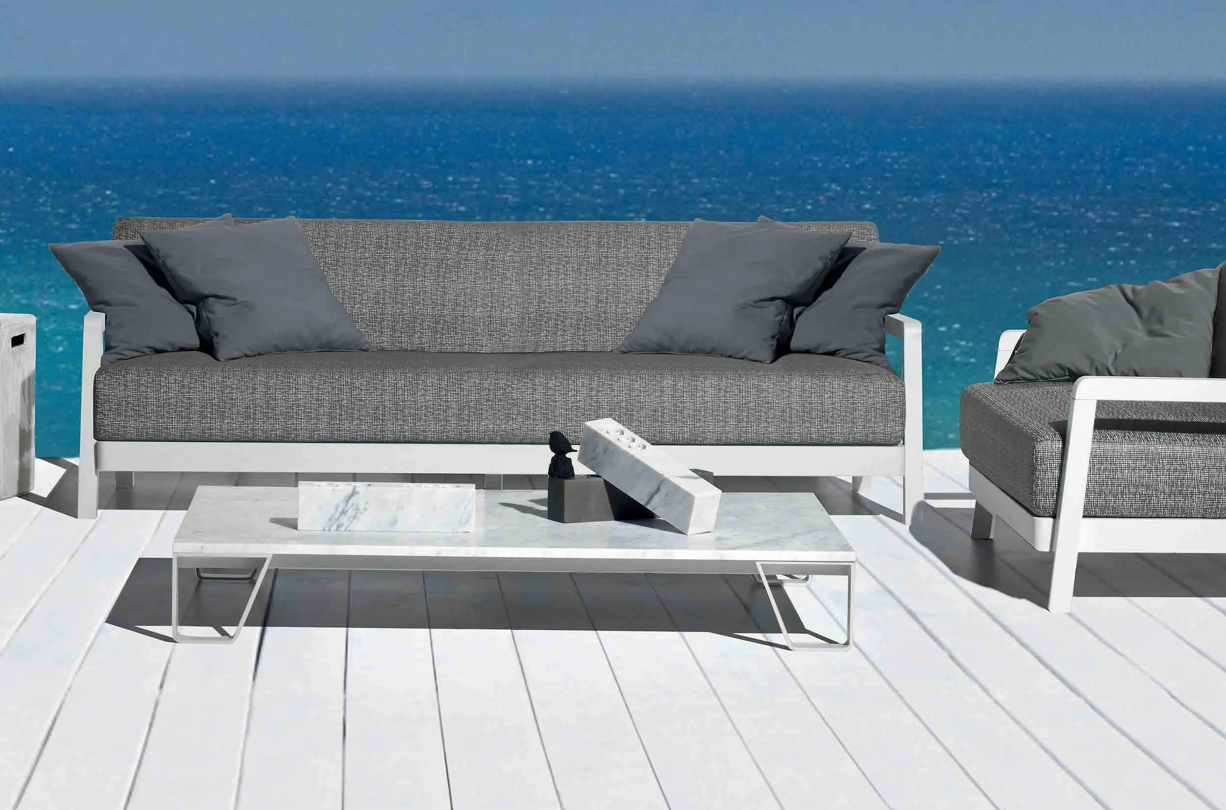 InOut 955 Outdoor Coffee Table