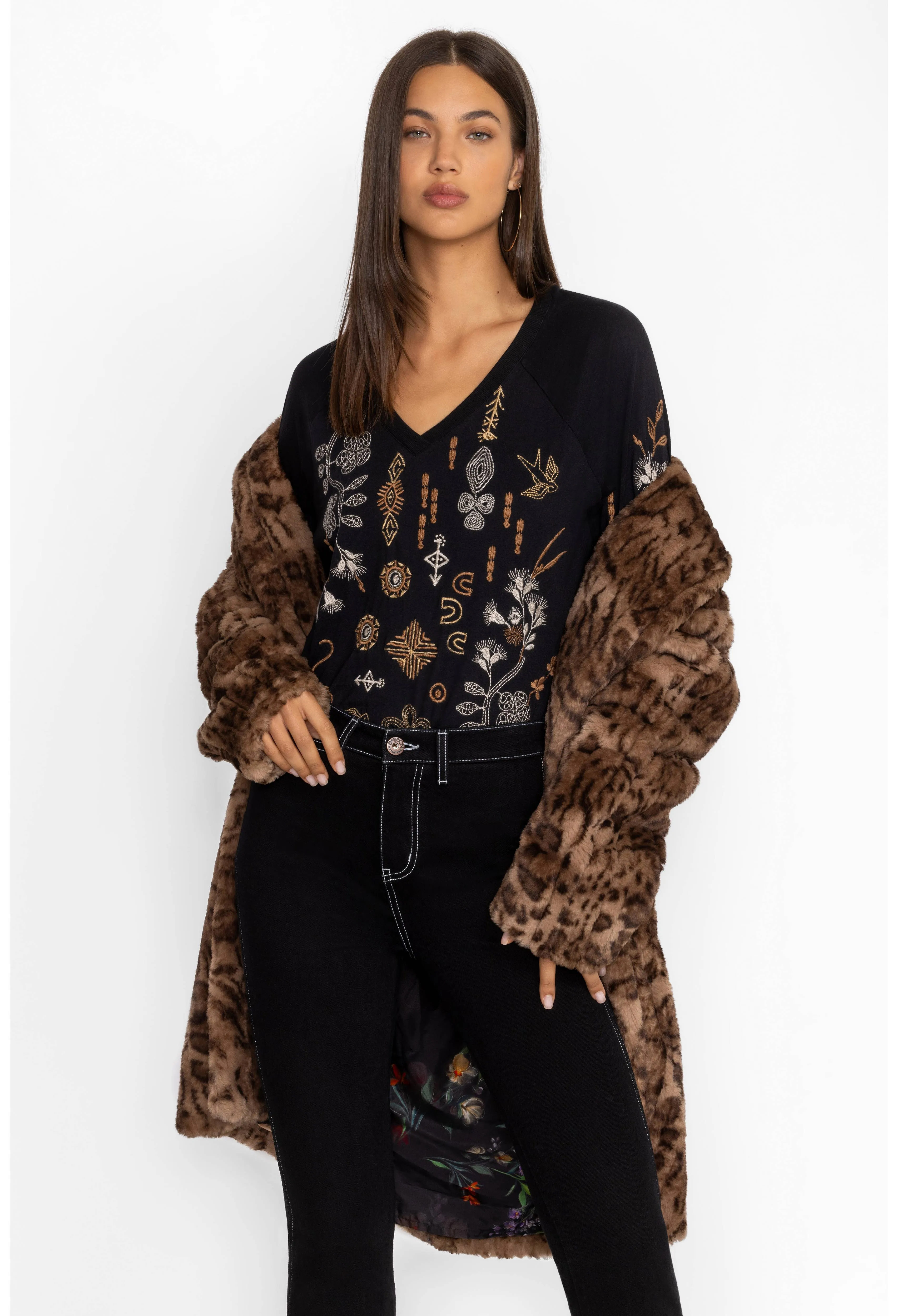 Johnny Was Raglan Bishop Long Floral Embroidered Tee Black Shirt Top Large NEW