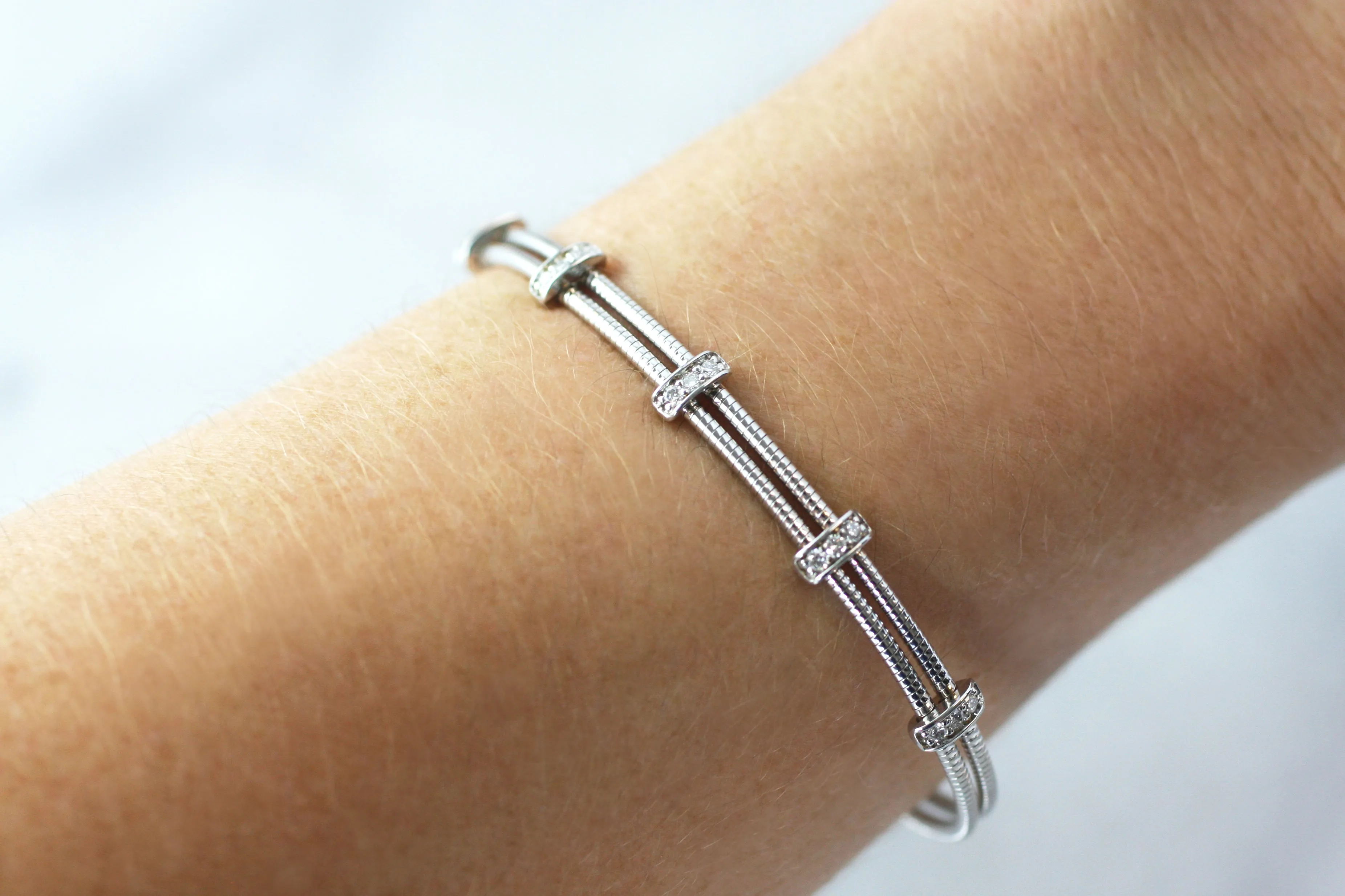 Lightweight Diamond Cable Bangle (Multiple Colors)