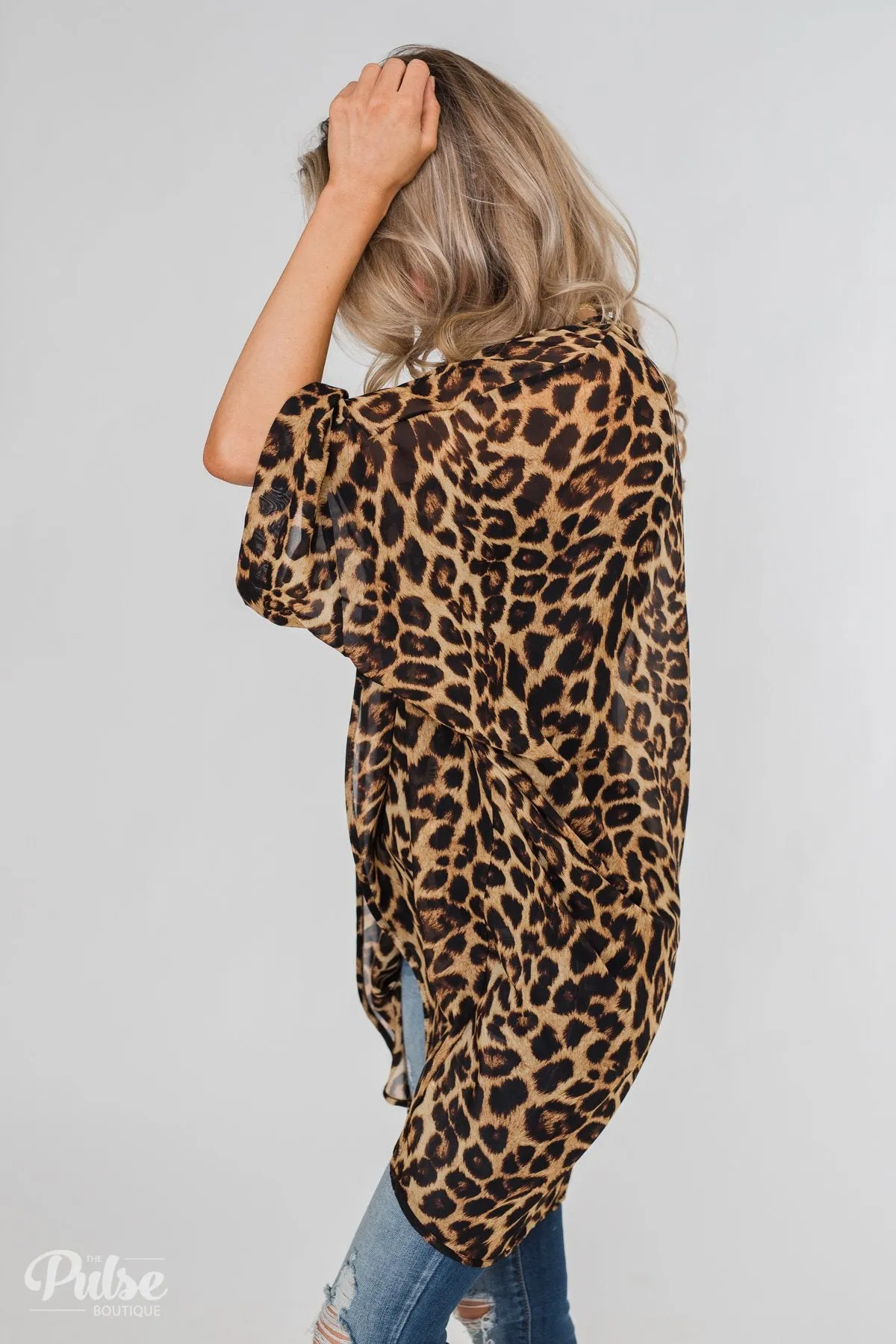 Lightweight Leopard Kimono