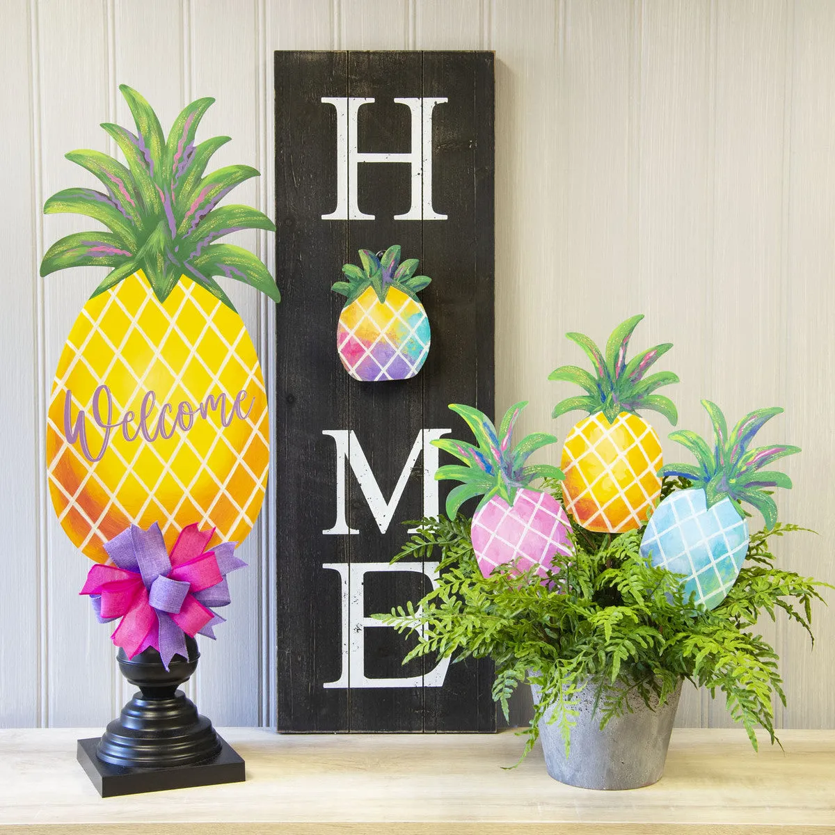 Mini Gallery Pineapple Charm