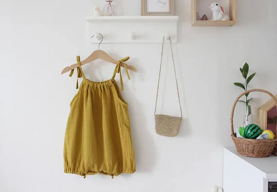 Mustard Wrinkled Cotton Gauze, Double Gauze, Mustard Color Gauze, Crinkle Gauze, Yoryu Gauze - 59" Wide - By the Yard 101091