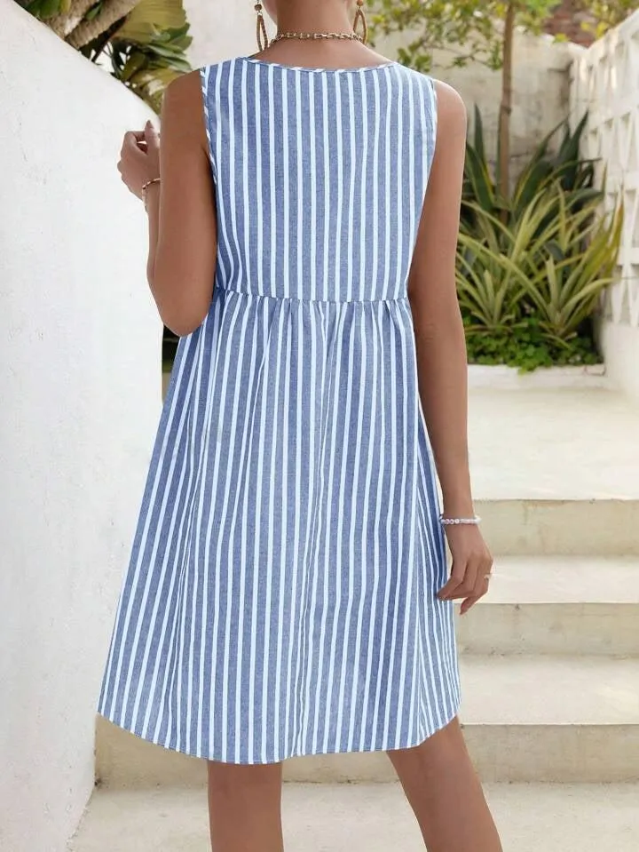 NEW Retails $90  Bovuf Light Blue Sleeveless Striped Midi Dress Sz M