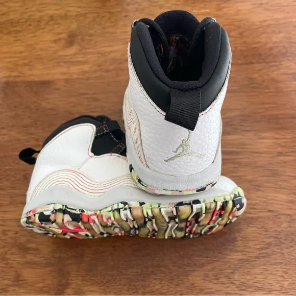 Nike Air Jordan Retro 10 &quot;Ember Glow Athletic Fashion Casual Size 7c