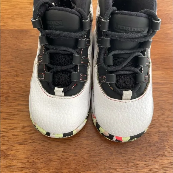 Nike Air Jordan Retro 10 &quot;Ember Glow Athletic Fashion Casual Size 7c