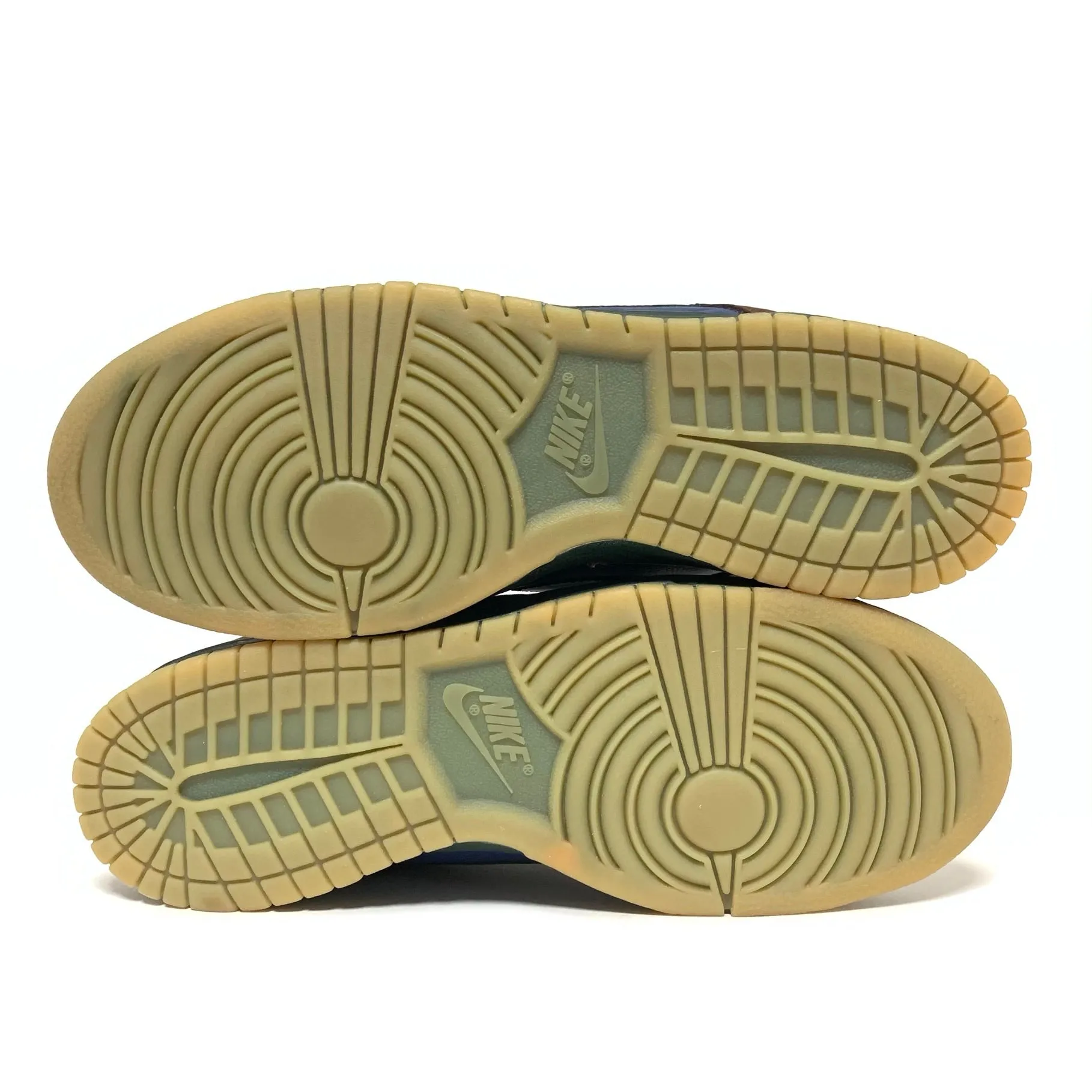 NIKE DUNK LOW PRO SB BARF