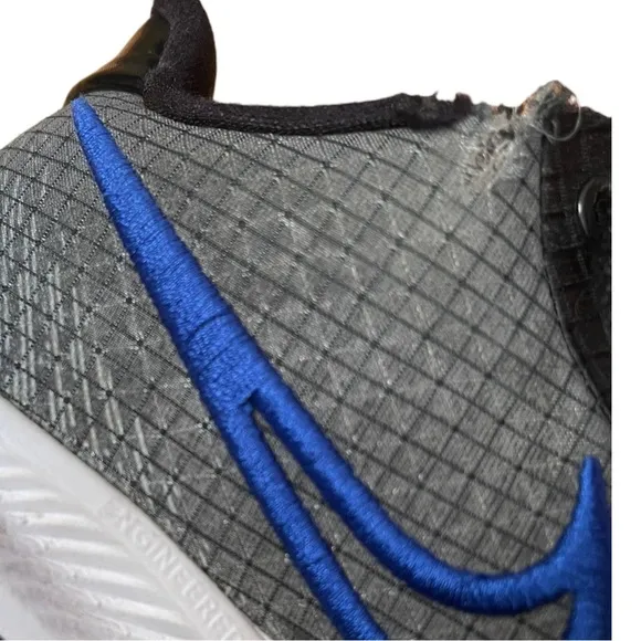 Nike Kyrie Low 4 TB 'Game Royal' Sneakers Mens Size 6 Womens 7.5 DA7803-005 Rare