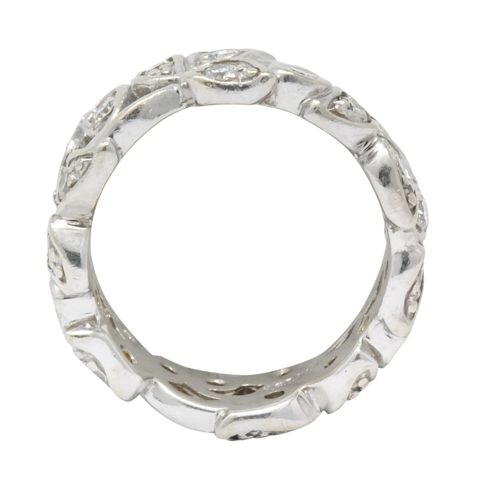 Retro 0.95 CTW Diamond 14 Karat White Gold Band Ring