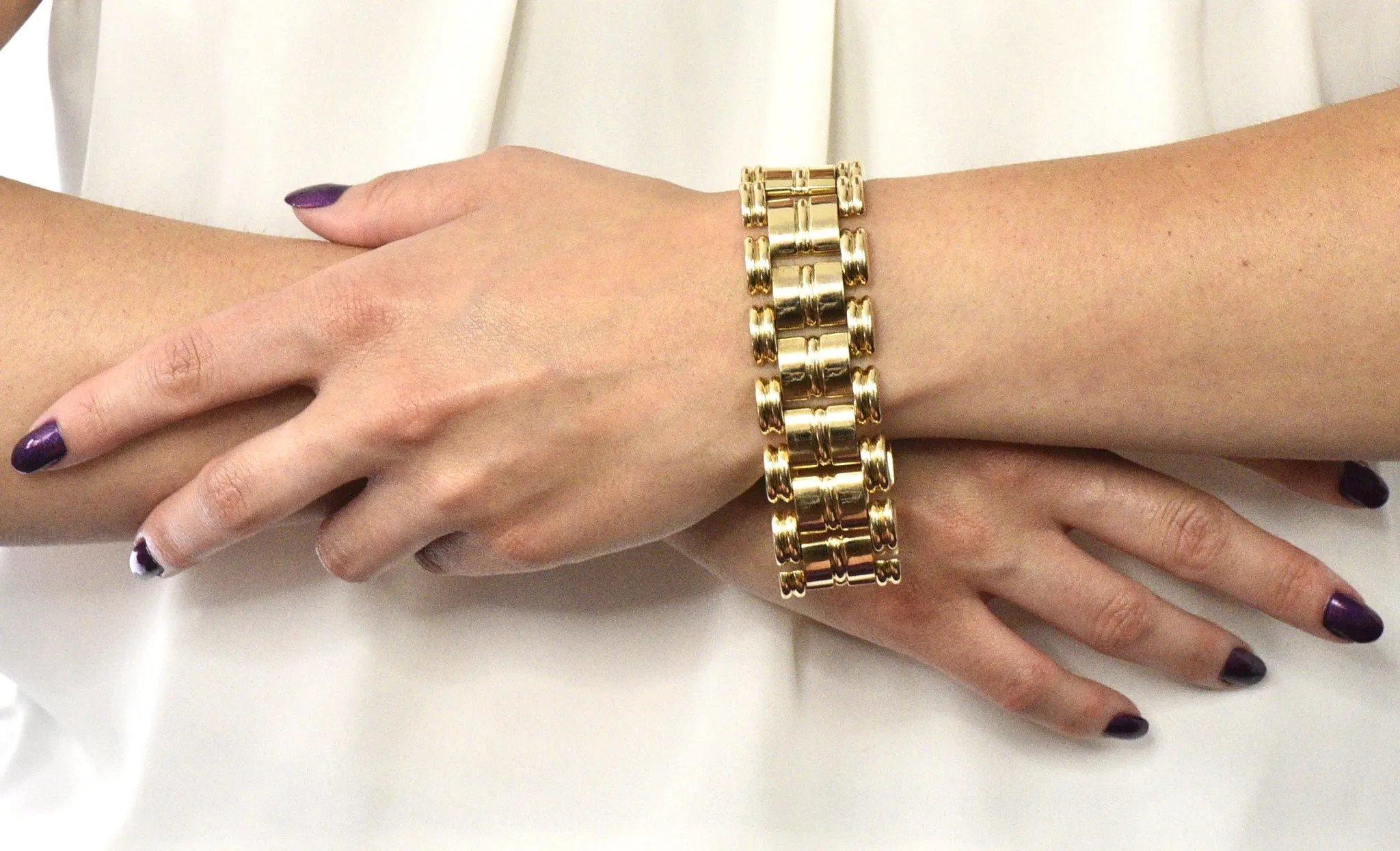Retro Tiffany & Co. 14 Karat Gold Substantial Wide Ribbed Link Bracelet