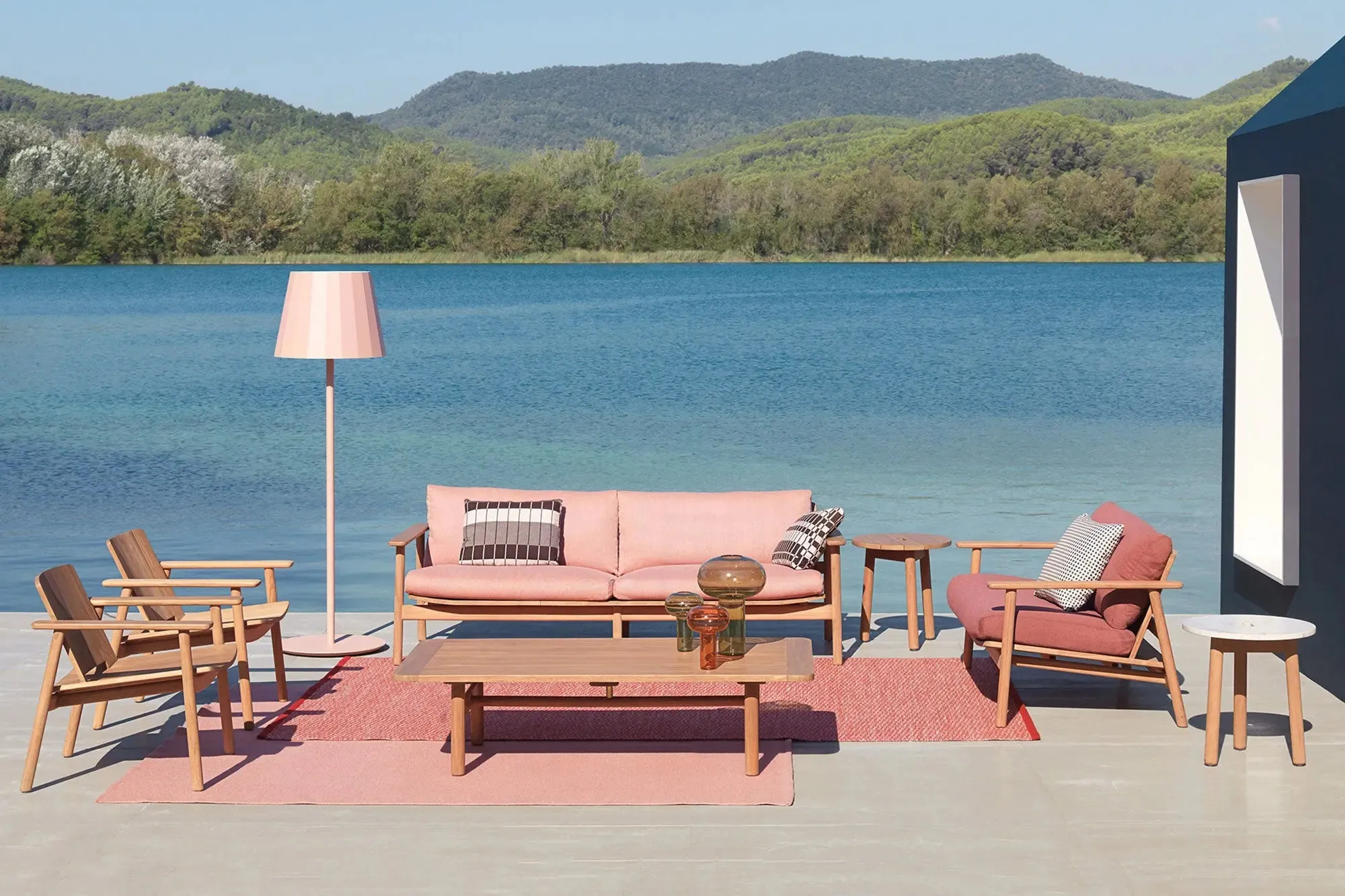 Riva - Centre Table