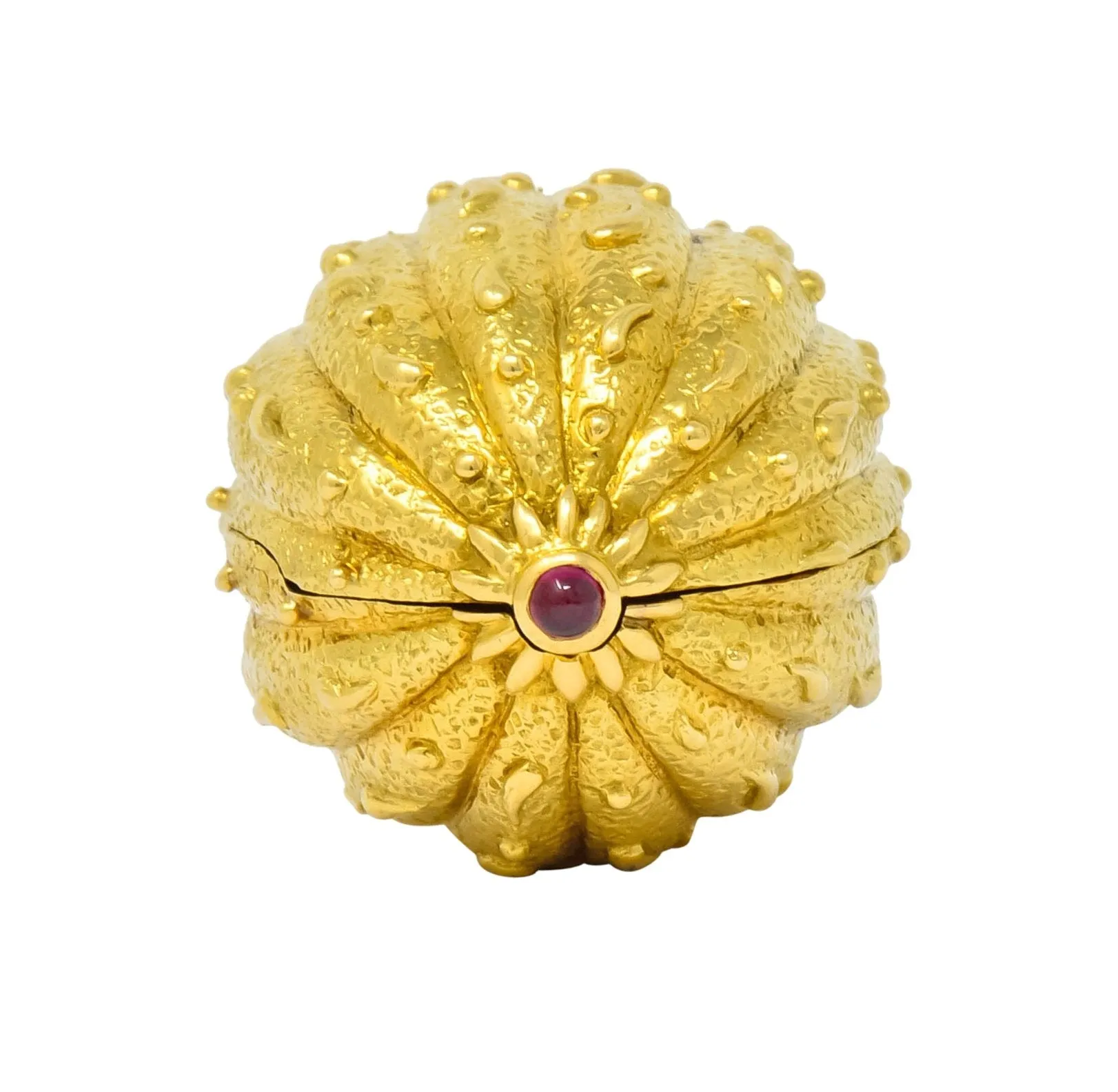 Schlumberger Tiffany & Co. Ruby 18 Karat Gold Walnut Pill Box Circa 1960