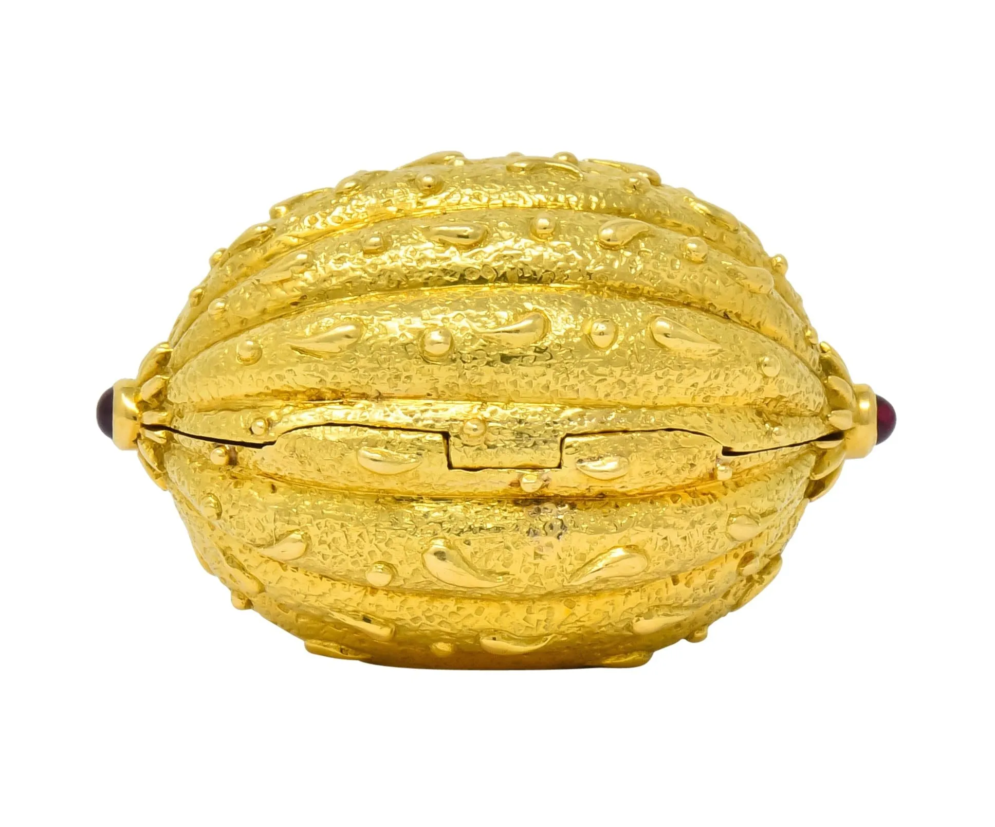 Schlumberger Tiffany & Co. Ruby 18 Karat Gold Walnut Pill Box Circa 1960