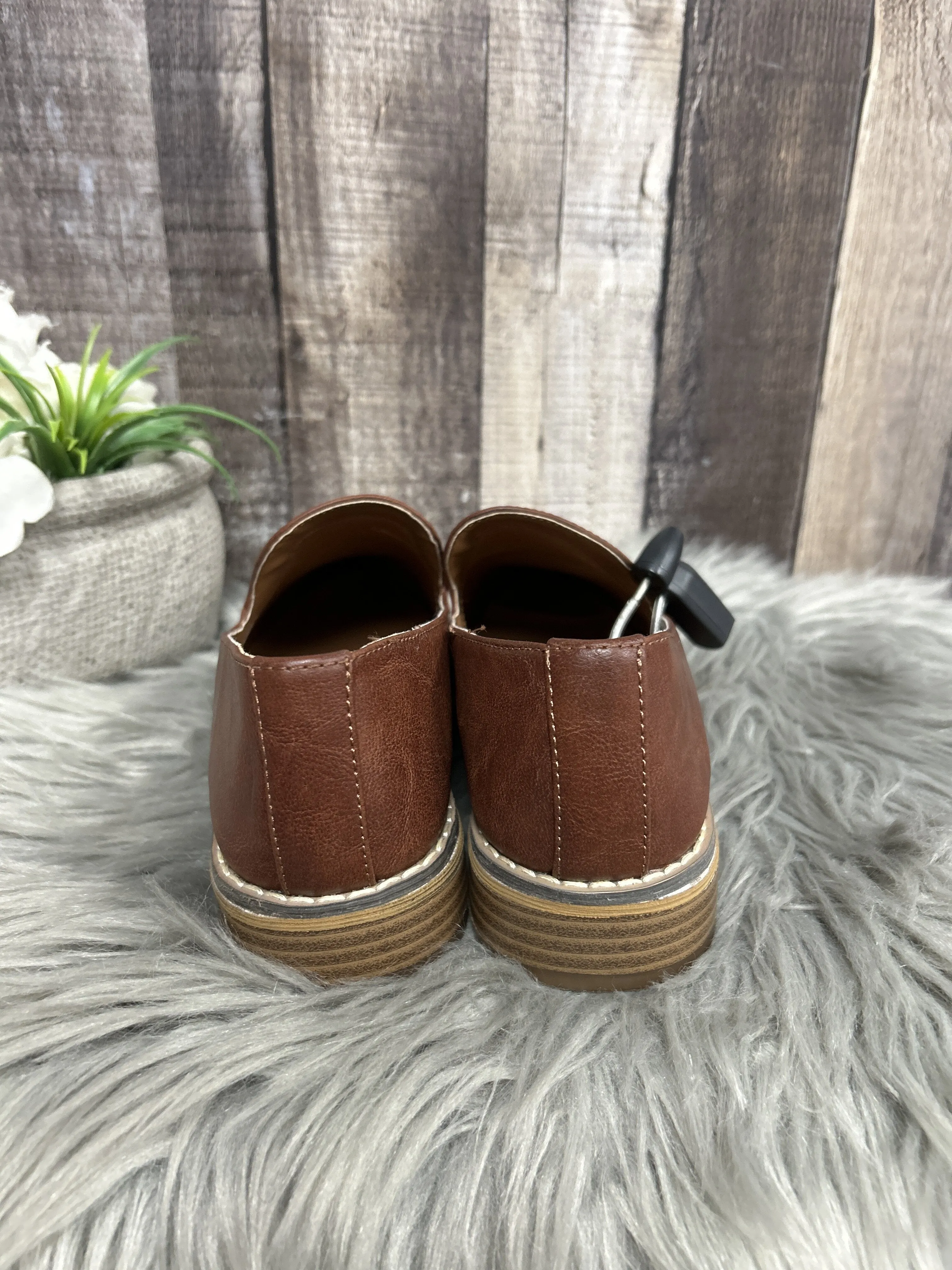 Shoes Flats By Indigo  Size: 7.5