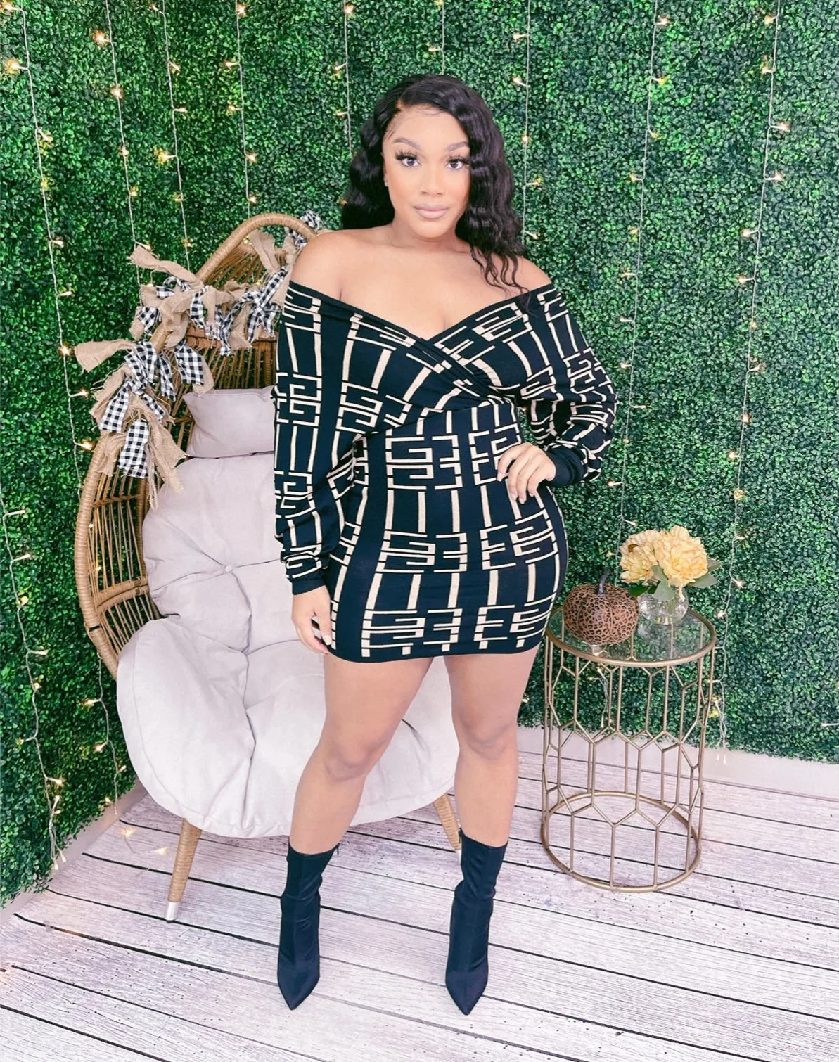 SHOULDER  SWEATER BALLOON SLEEVE DRESS