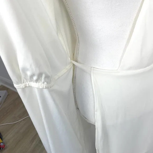 Show Me Your Mumu White Sophia Wrap Dress Size Medium New