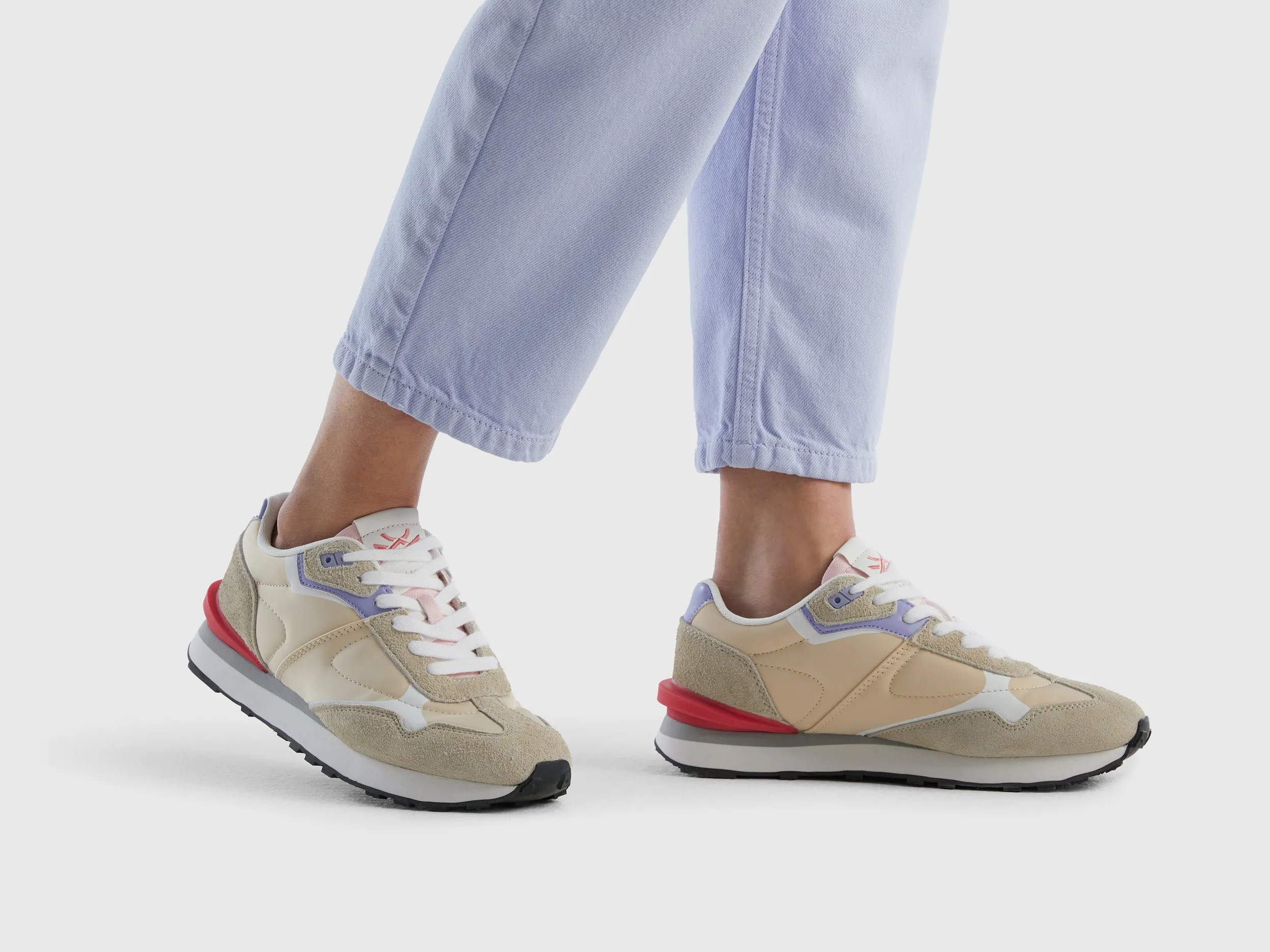 SNEAKERS IN NYLON AND LEATHER