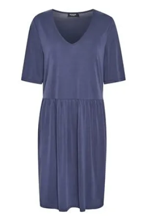Soaked In Luxury Cordelia Dress in Navy