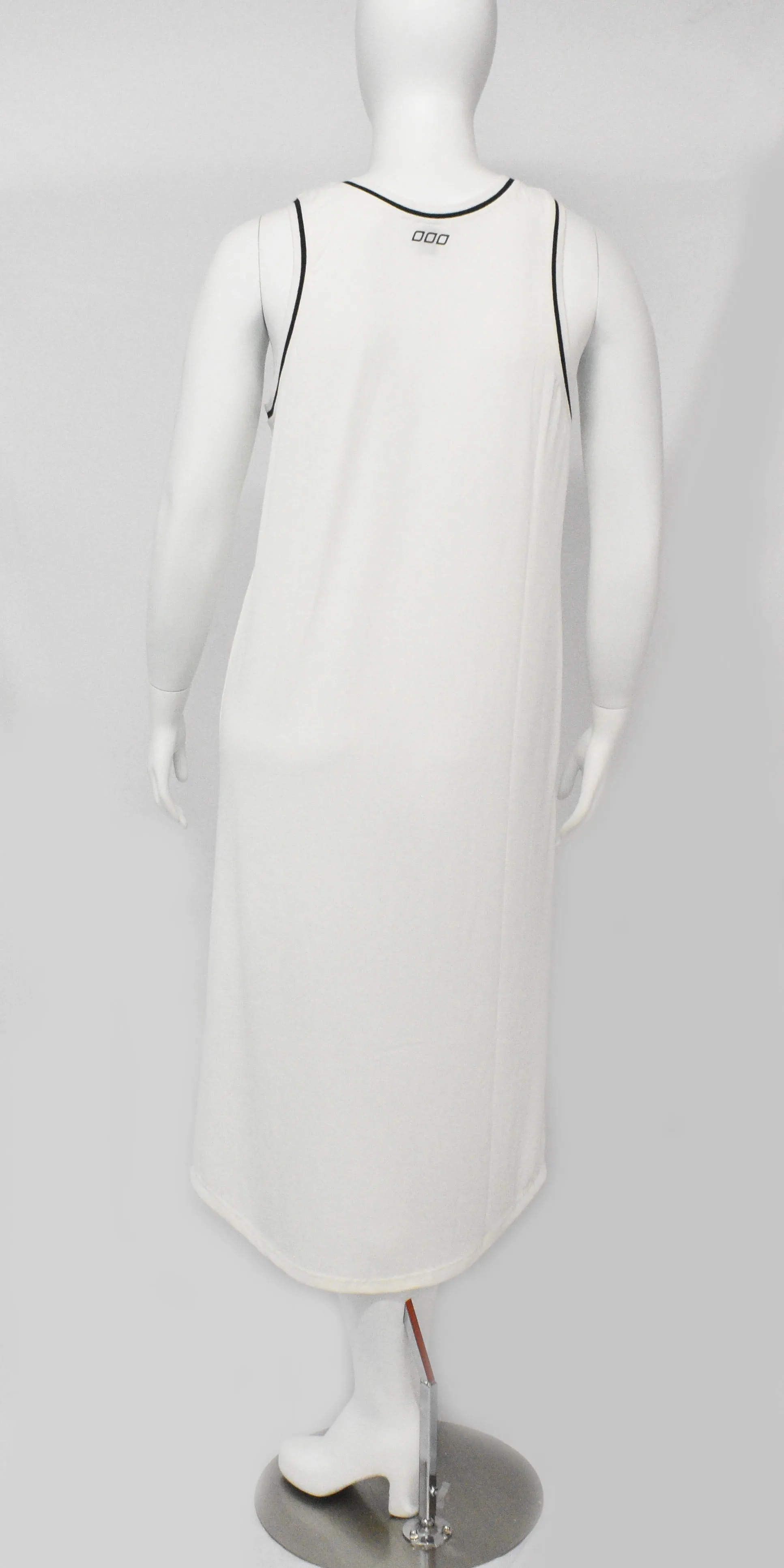 Sporting And Outdoor Event Sleeveless Long T-Top - White