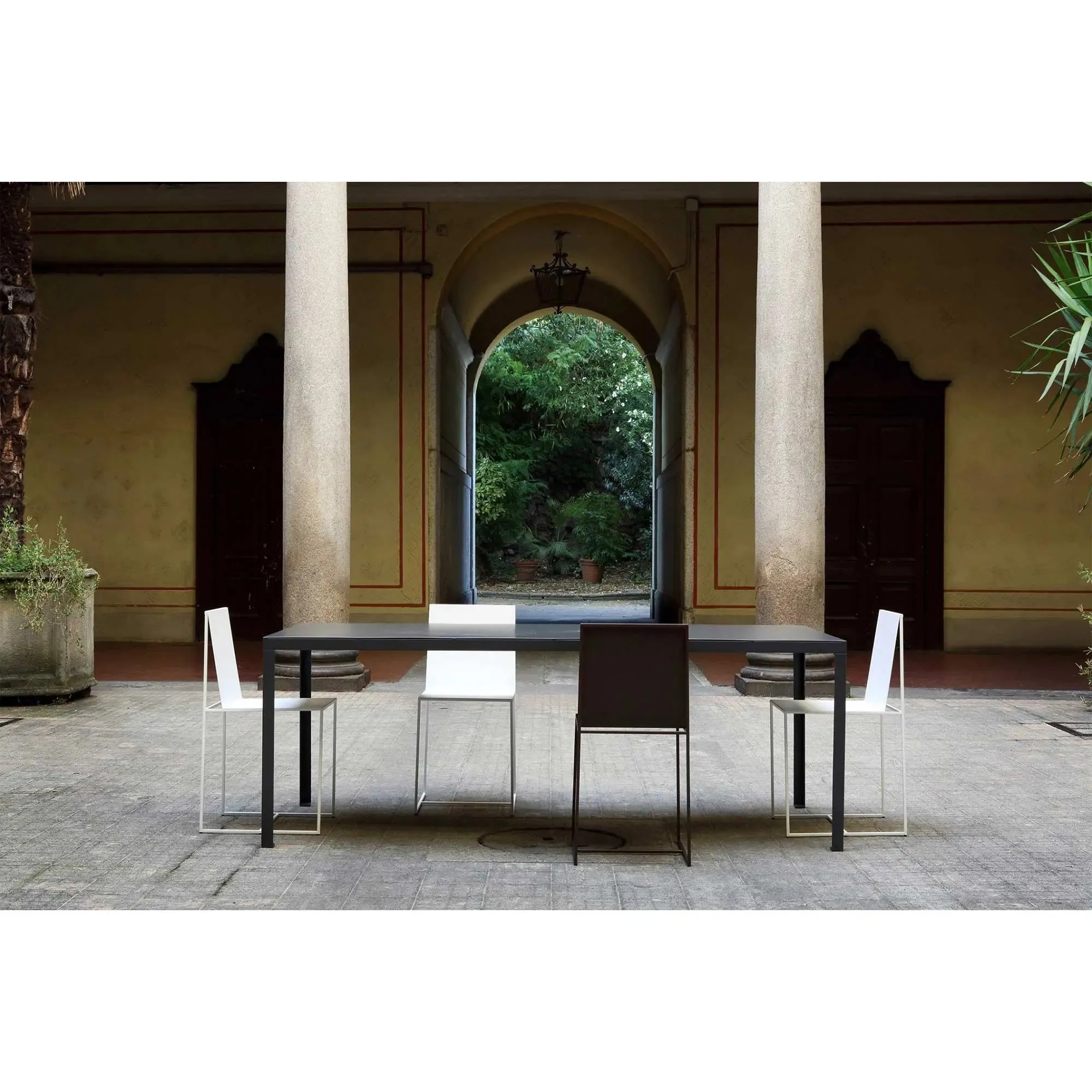 Tavolo - Outdoor Table