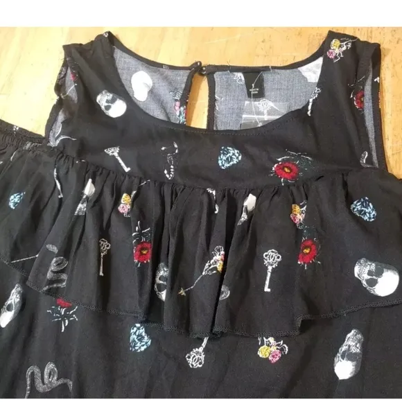 Torrid Challis Dress Woman Plus 1X Ruffled Cold Shoulder Skull Floral Black NWT