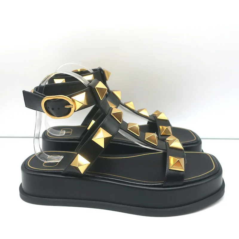 Valentino Roman Stud Ankle Strap Platform Sandals Black Leather Size 39.5 NEW