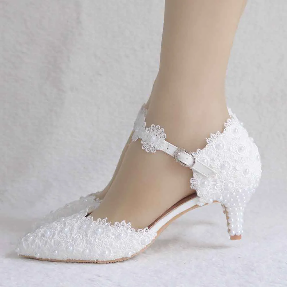 Women Low Heels Sandals White Lace Pearls Wedding Shoes Pointed Toe Bridal Shoes