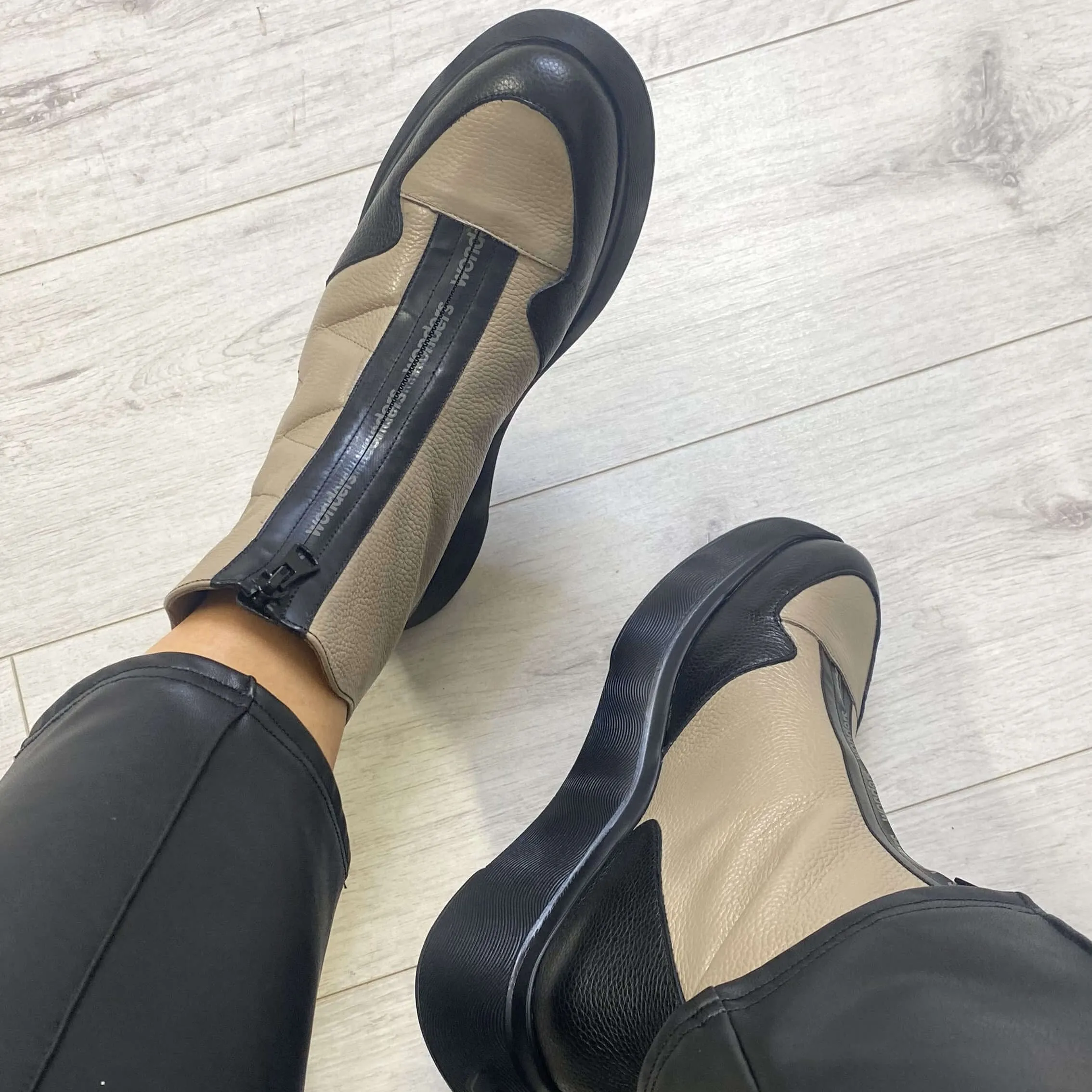 Wonders Black & Taupe Leather Front Zip Sneaker Boots