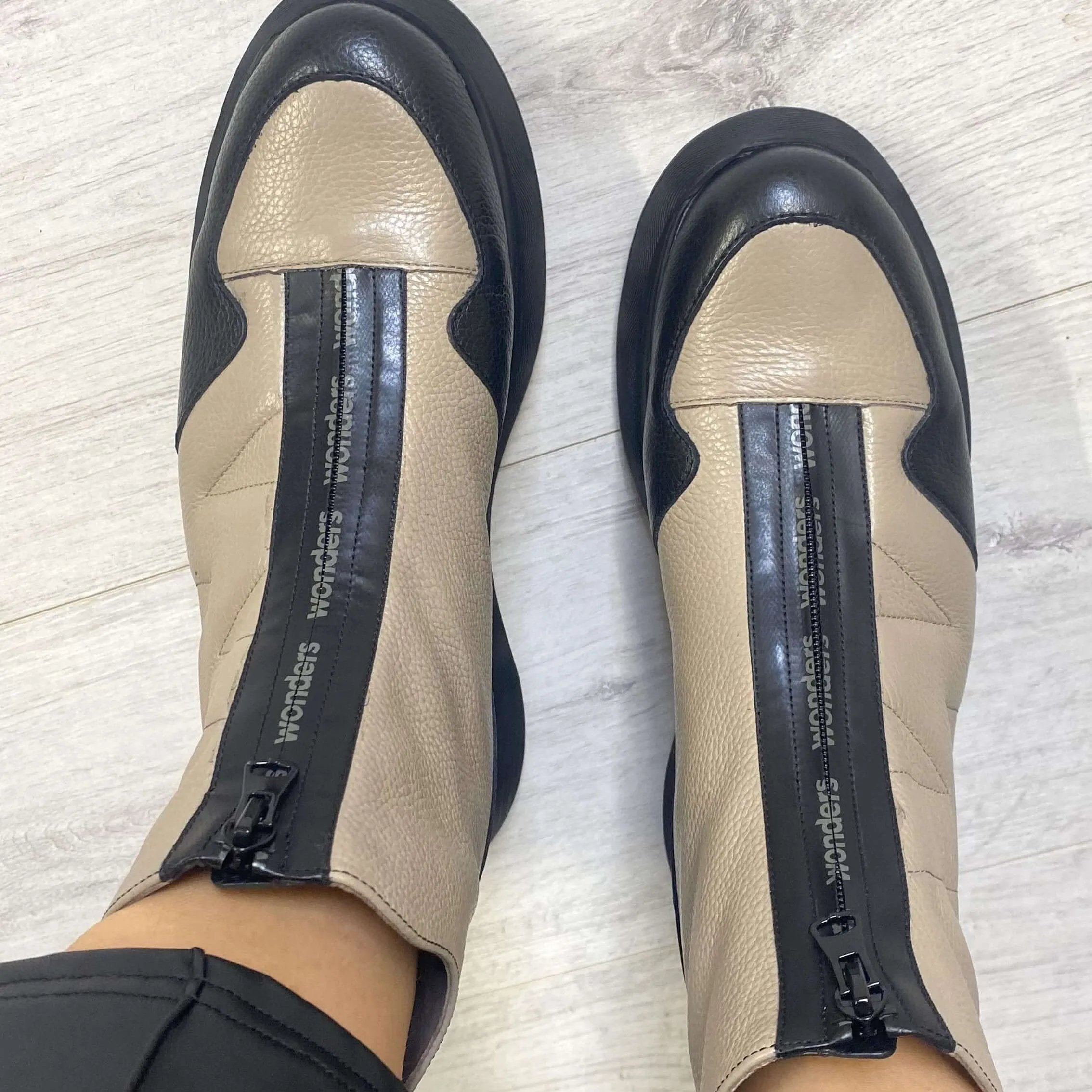 Wonders Black & Taupe Leather Front Zip Sneaker Boots